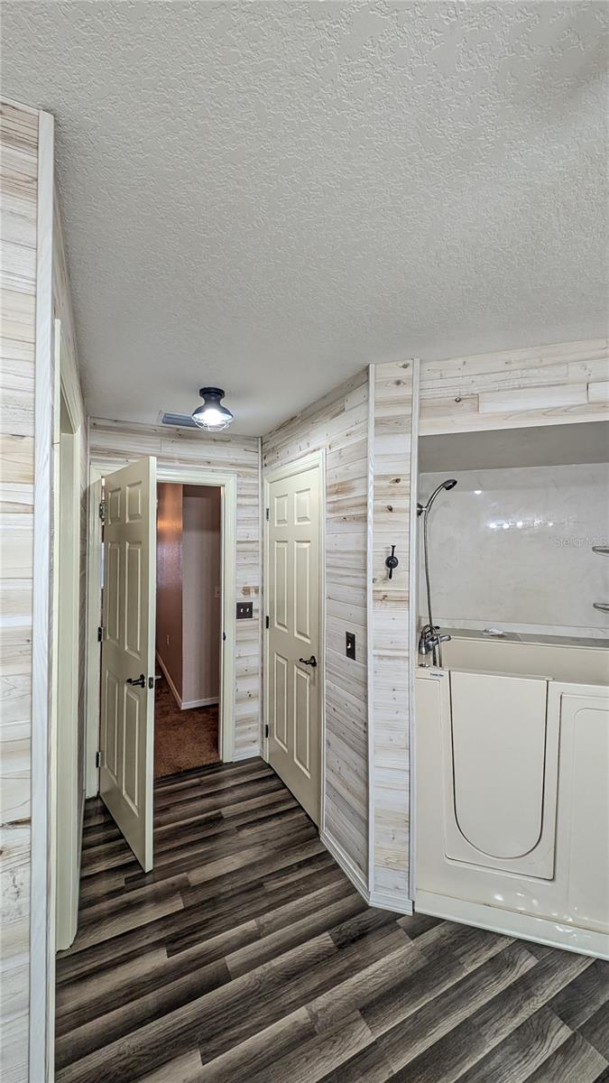 Image 10 of 30 For 8070 41st Place Road