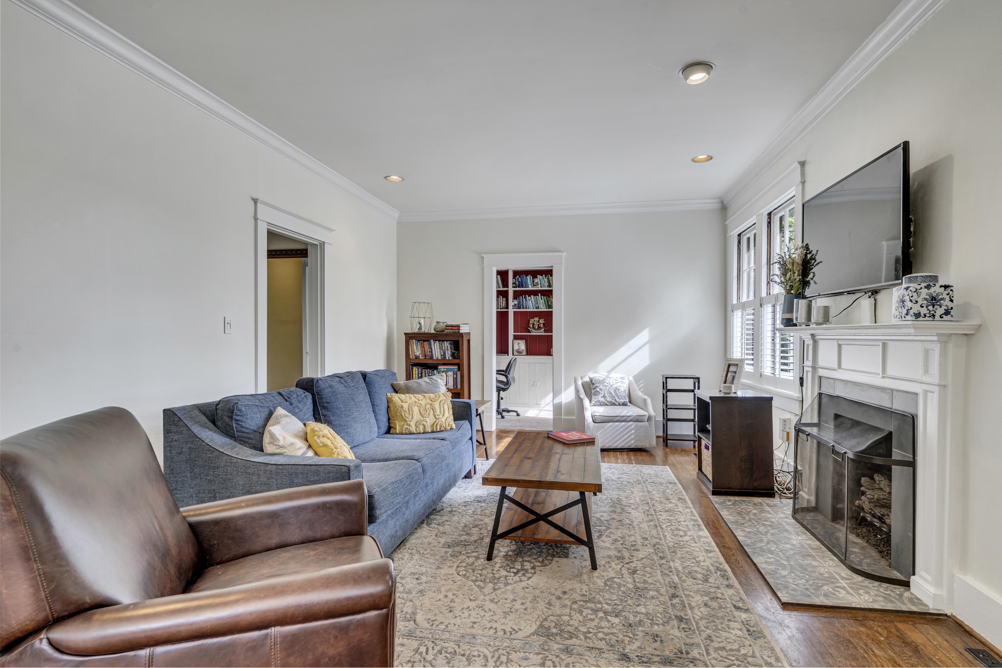 Image 3 of 18 For 1957 246th Terrace