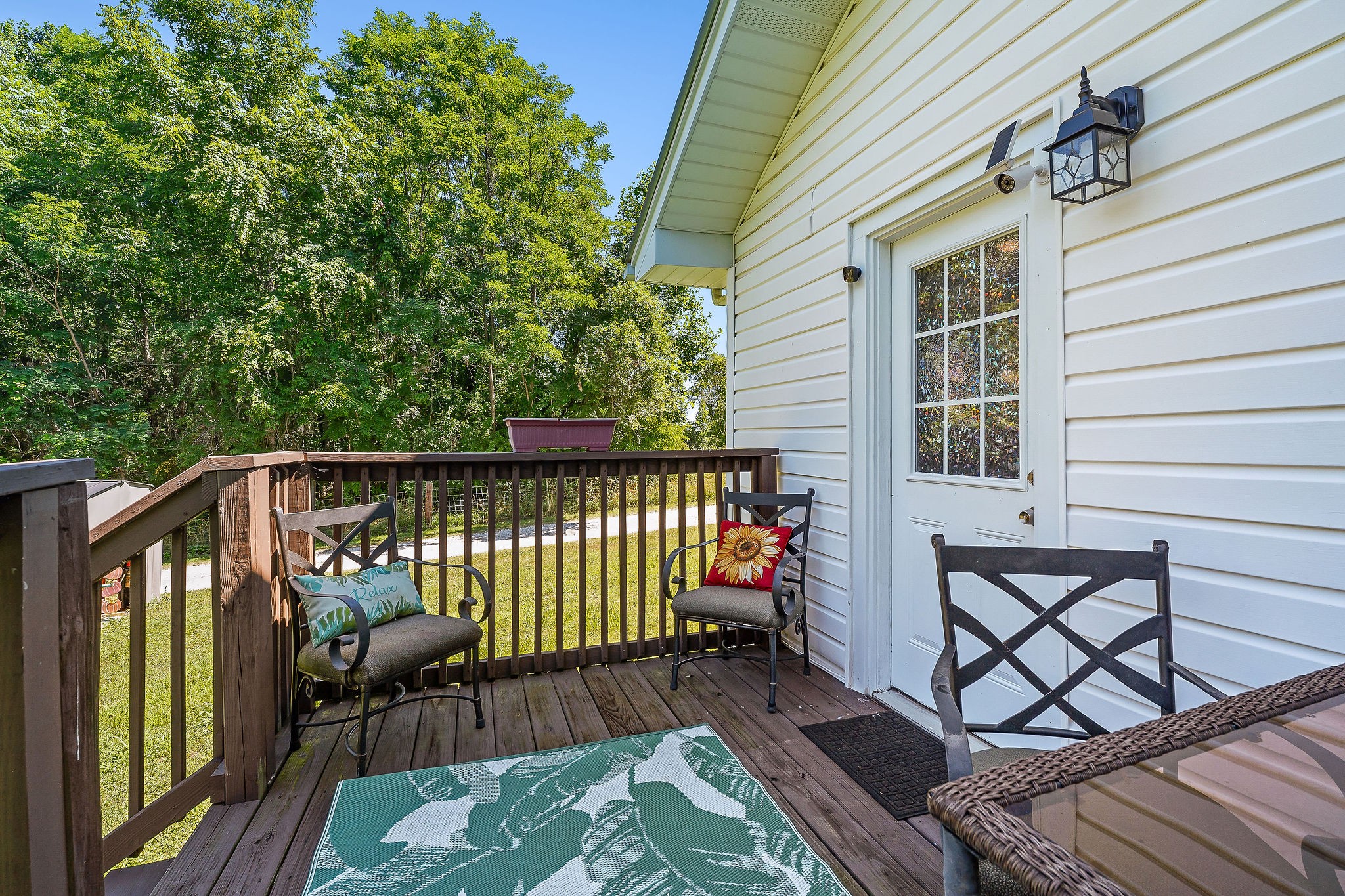 Image 4 of 27 For 6057 39th Avenue