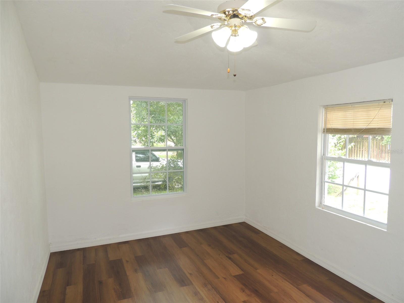 Image 16 of 23 For 219 3rd Avenue