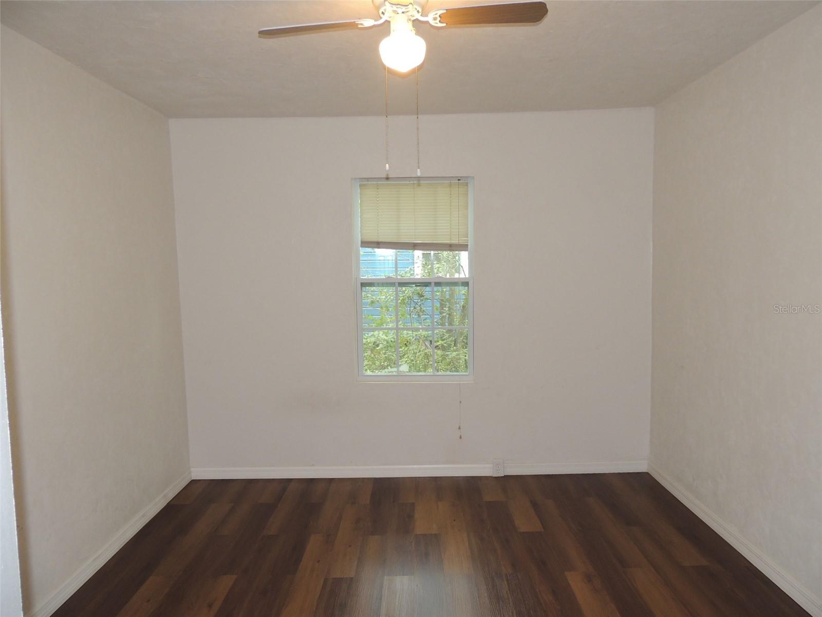 Image 18 of 23 For 219 3rd Avenue