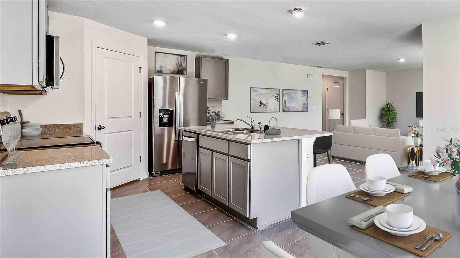 Image 4 of 15 For 8486 Las Palmas Way