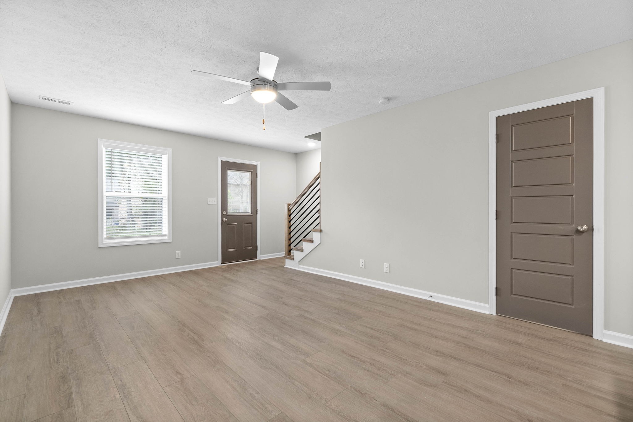 Image 8 of 14 For 3076 Canopy Oak Boulevard