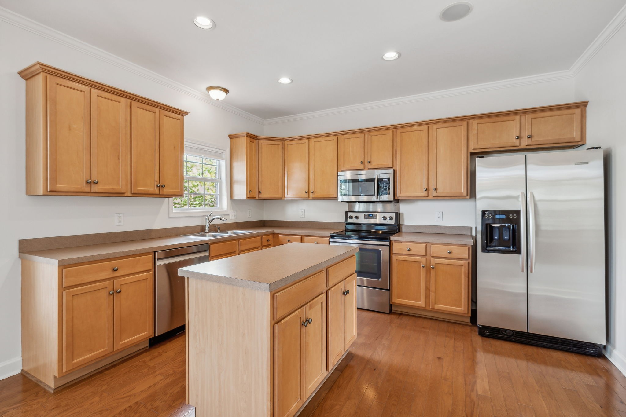 Image 8 of 40 For 8757 97th Lane Road C