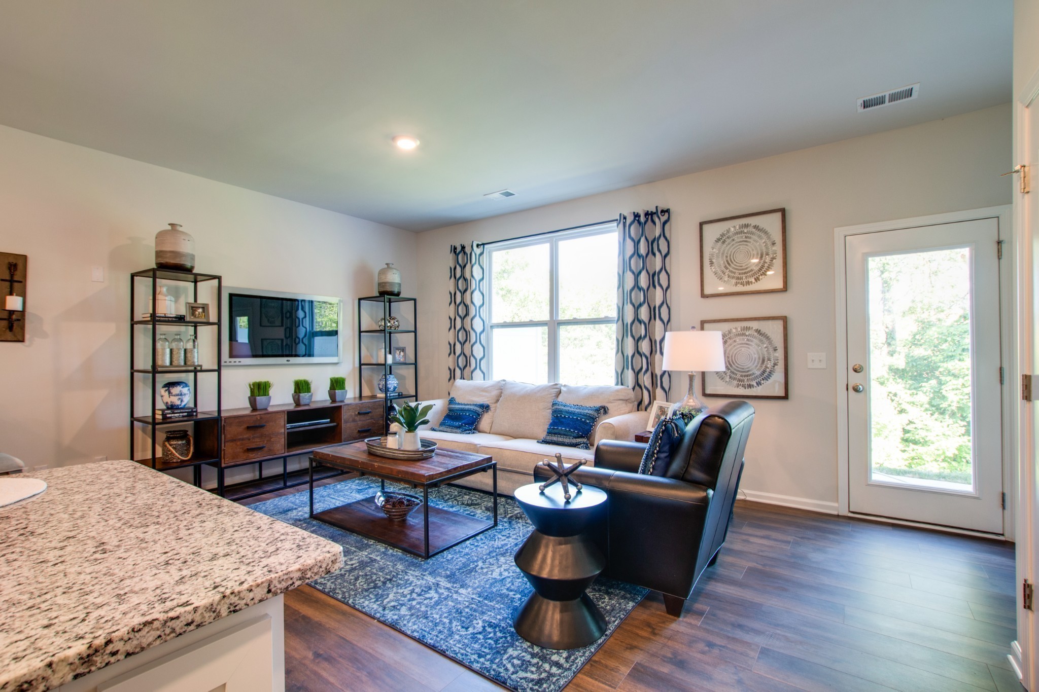 Image 13 of 22 For 2223 Hattie Court