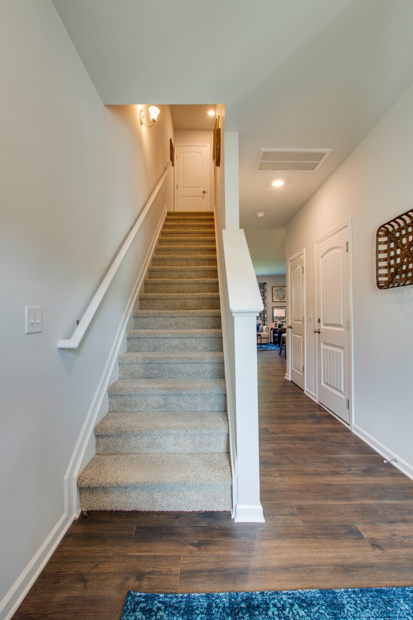 Image 17 of 22 For 2223 Hattie Court