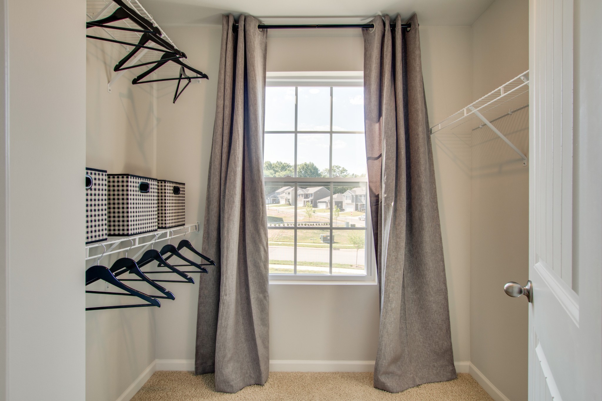 Image 20 of 22 For 2223 Hattie Court