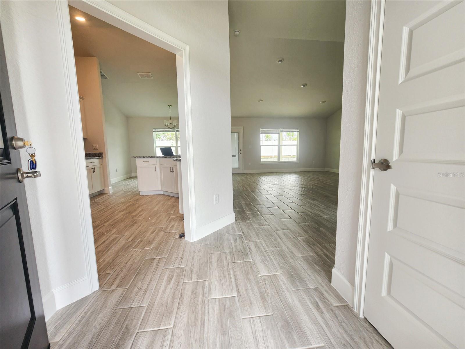 Image 10 of 40 For 8399 57th Court