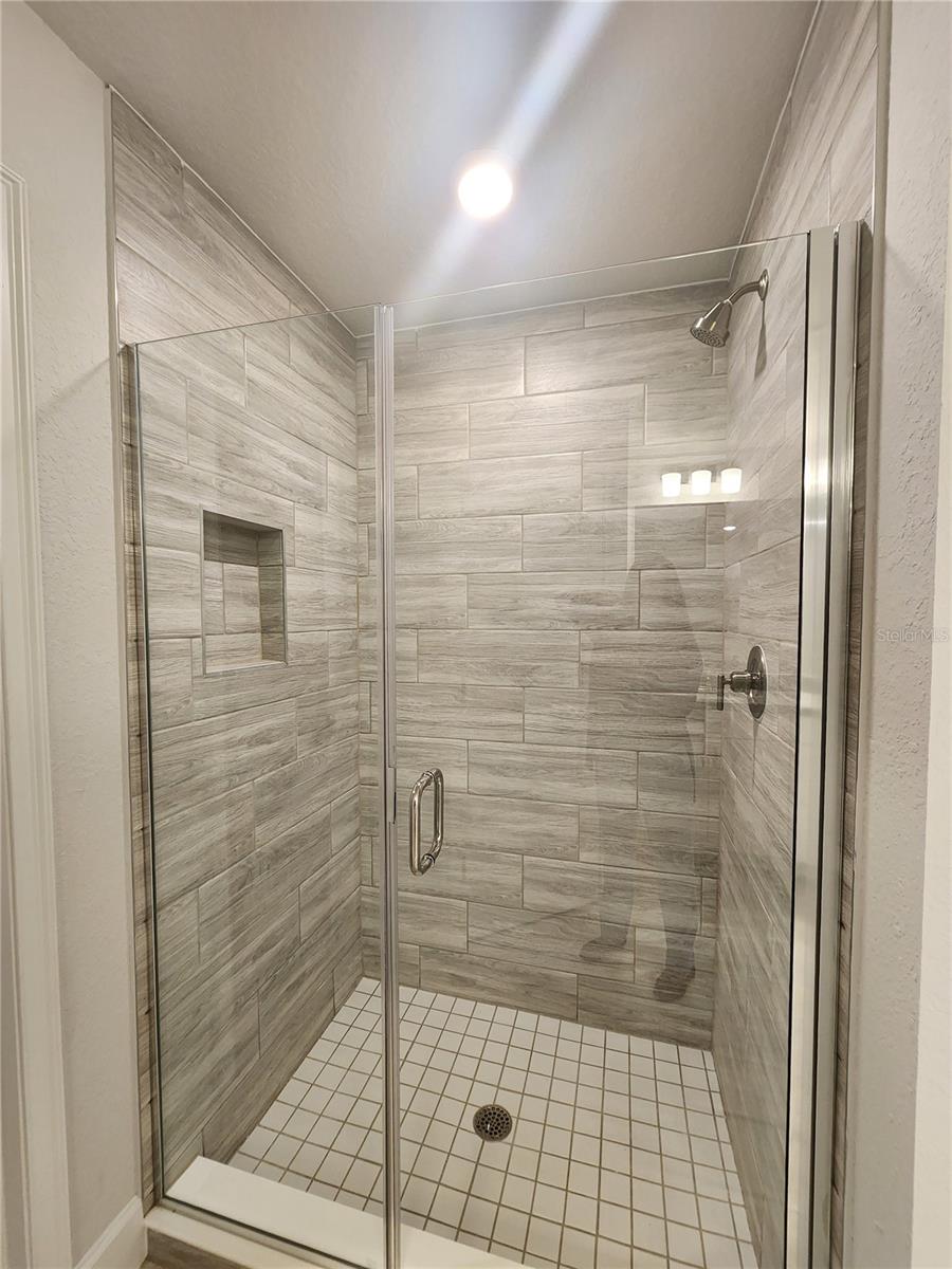 Image 31 of 40 For 8399 57th Court