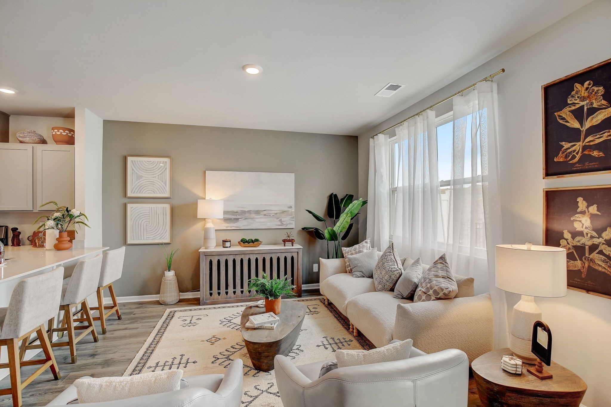 Listing photo id 18 for 2114 Magenta Drive