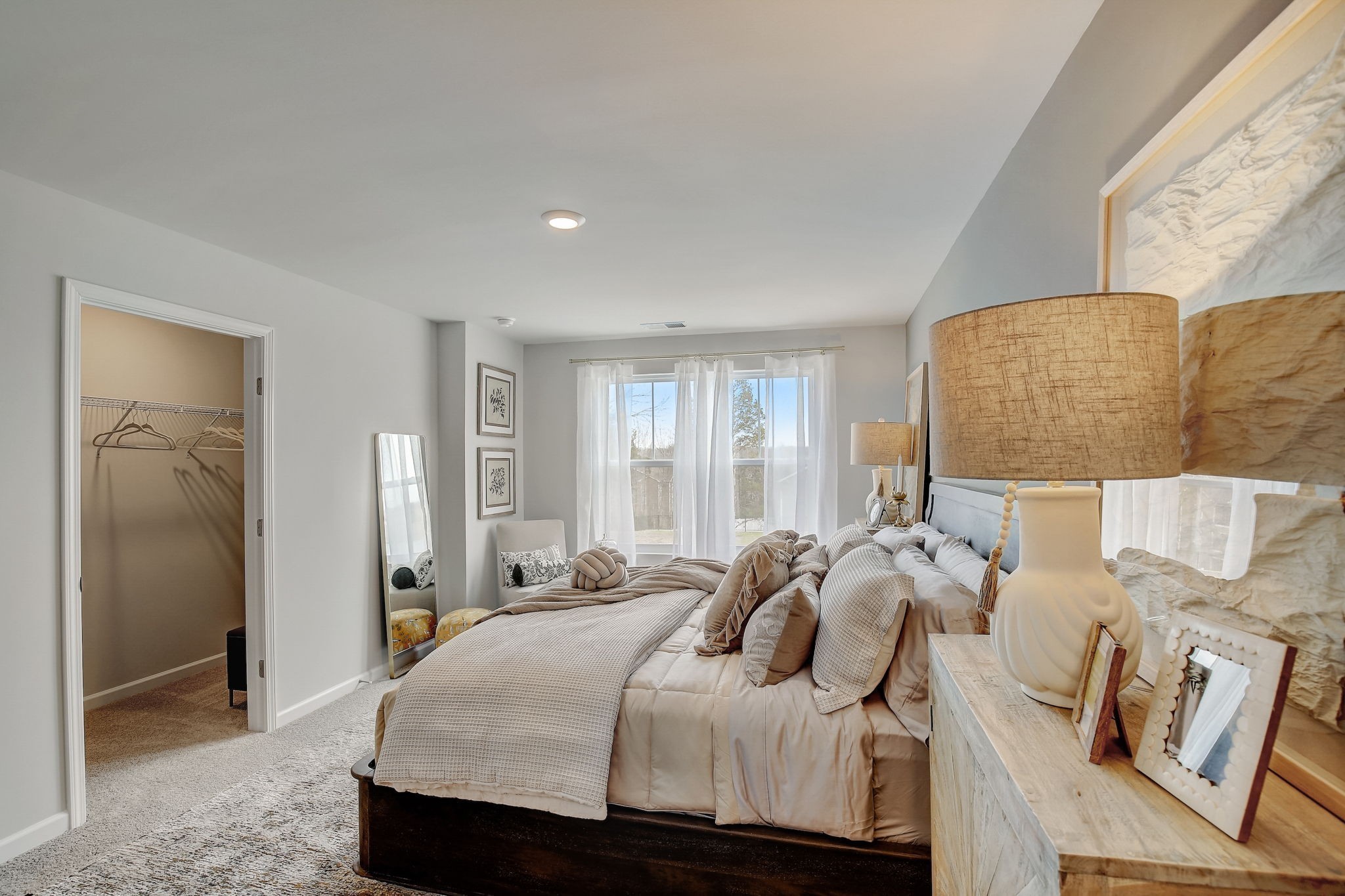 Listing photo id 22 for 2114 Magenta Drive