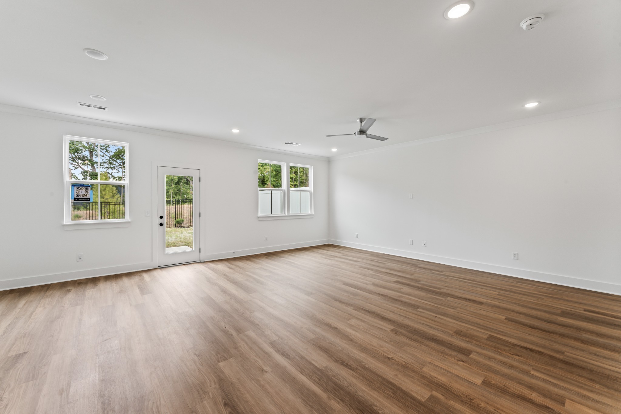 Image 7 of 17 For 8650 46th Avenue