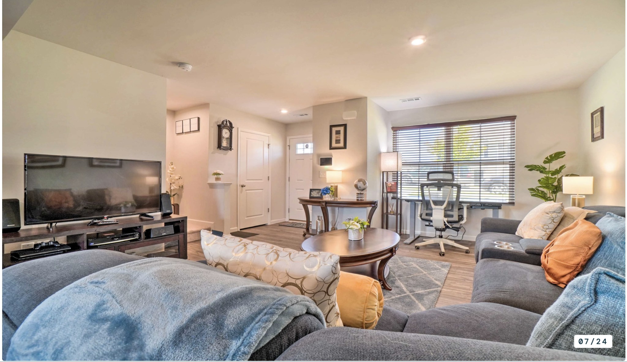 Image 7 of 22 For 8407 Gower Trail