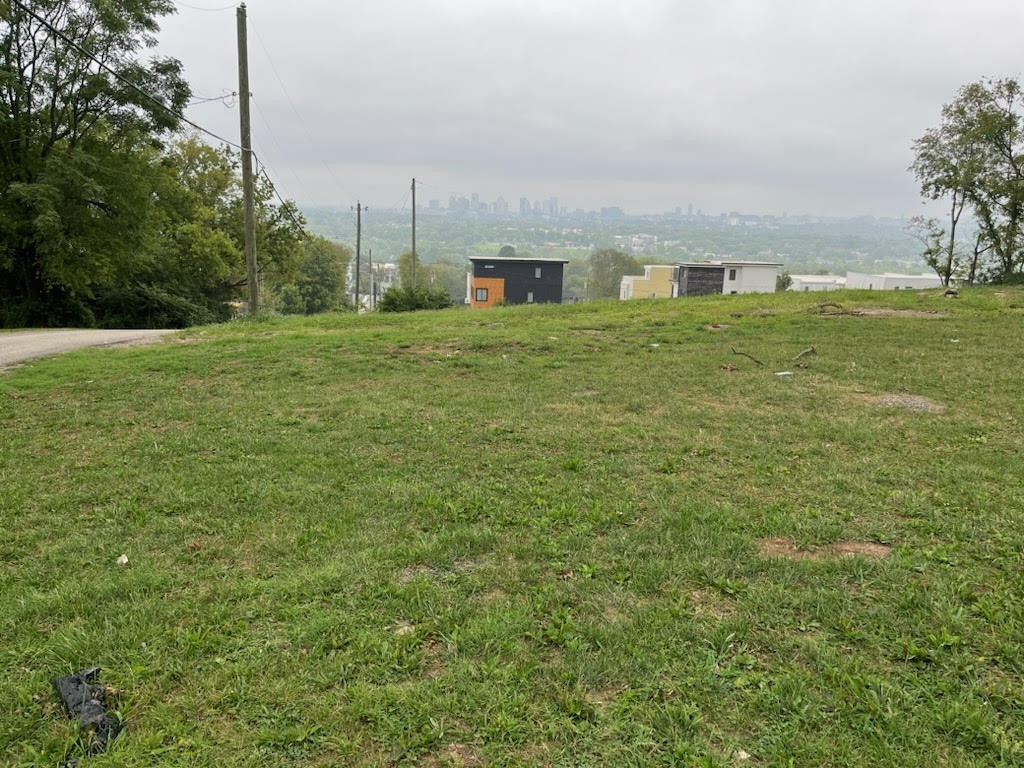 Image 13 of 25 For 15951 44th Avenue Road