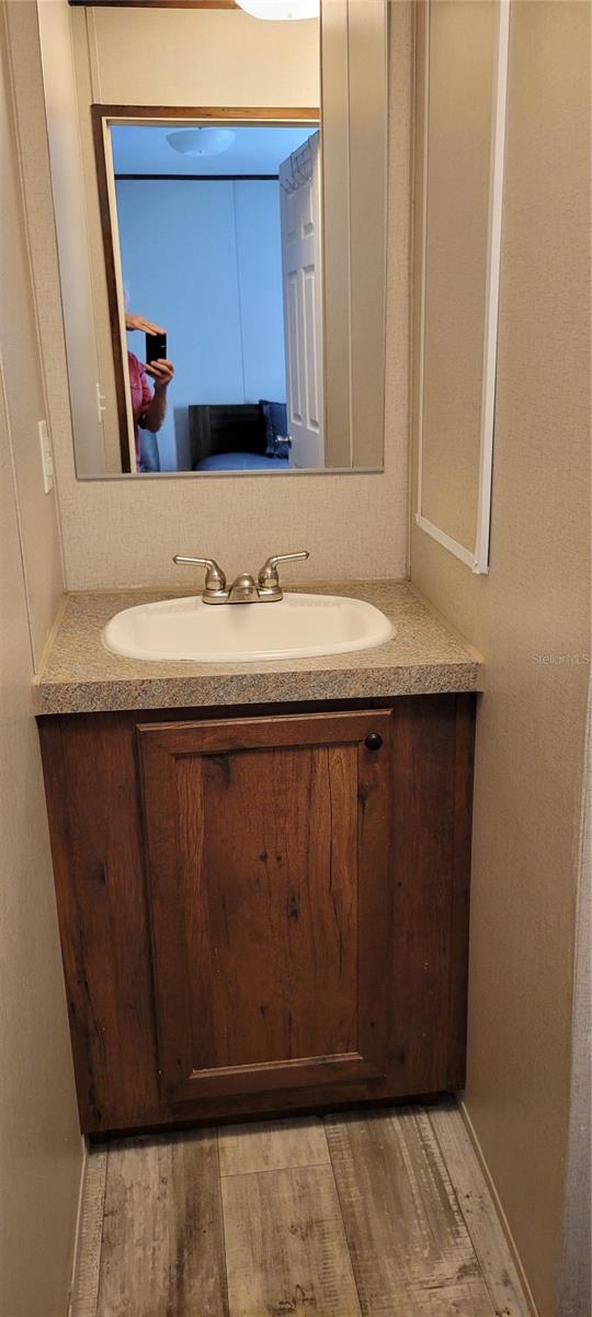 Image 18 of 25 For 15951 44th Avenue Road