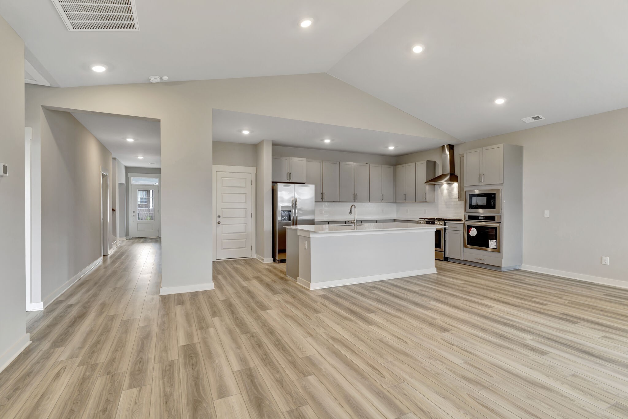 Image 8 of 22 For 8413 Gower Trail