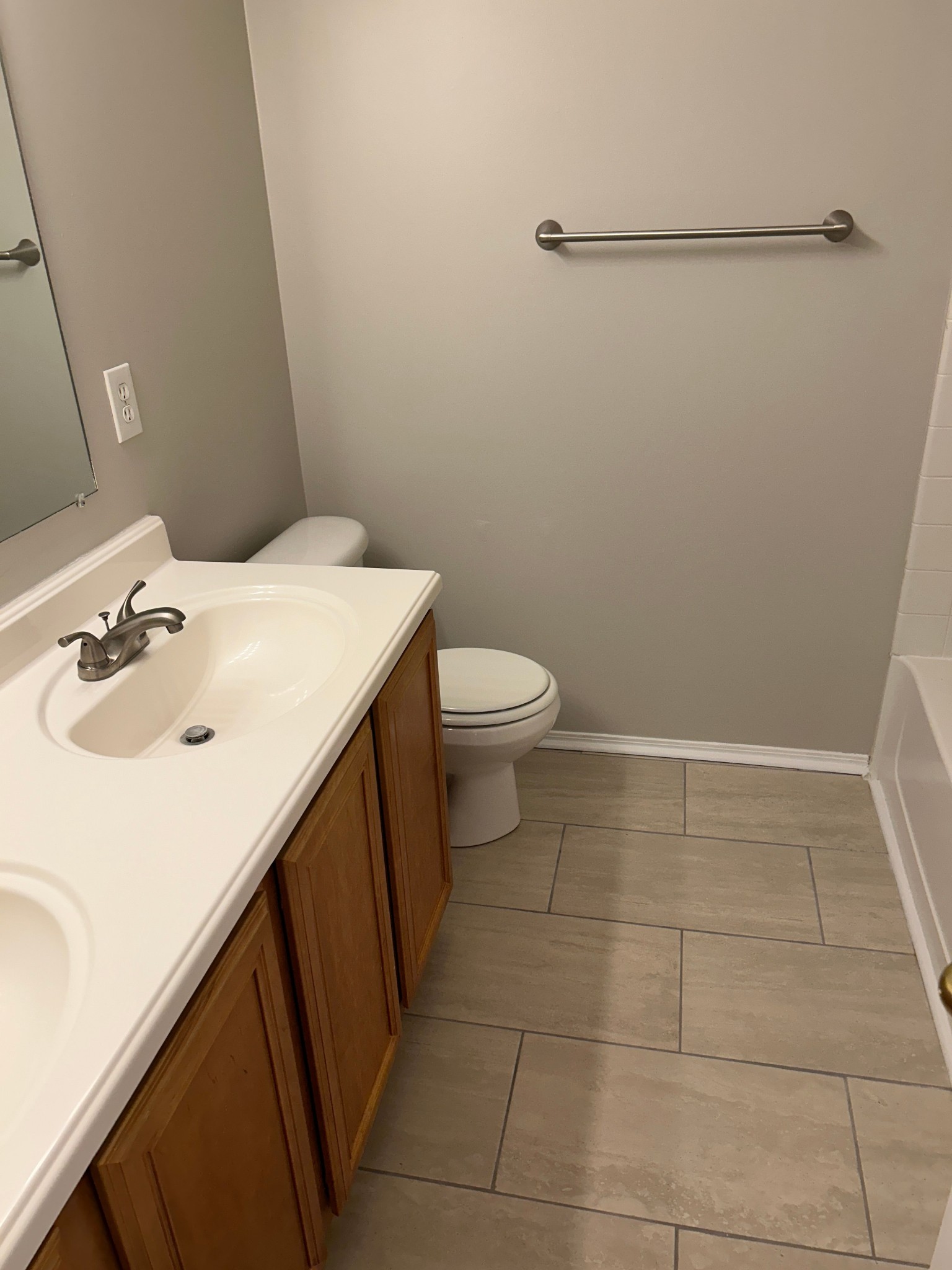 Image 16 of 25 For 10668 85th Terrace