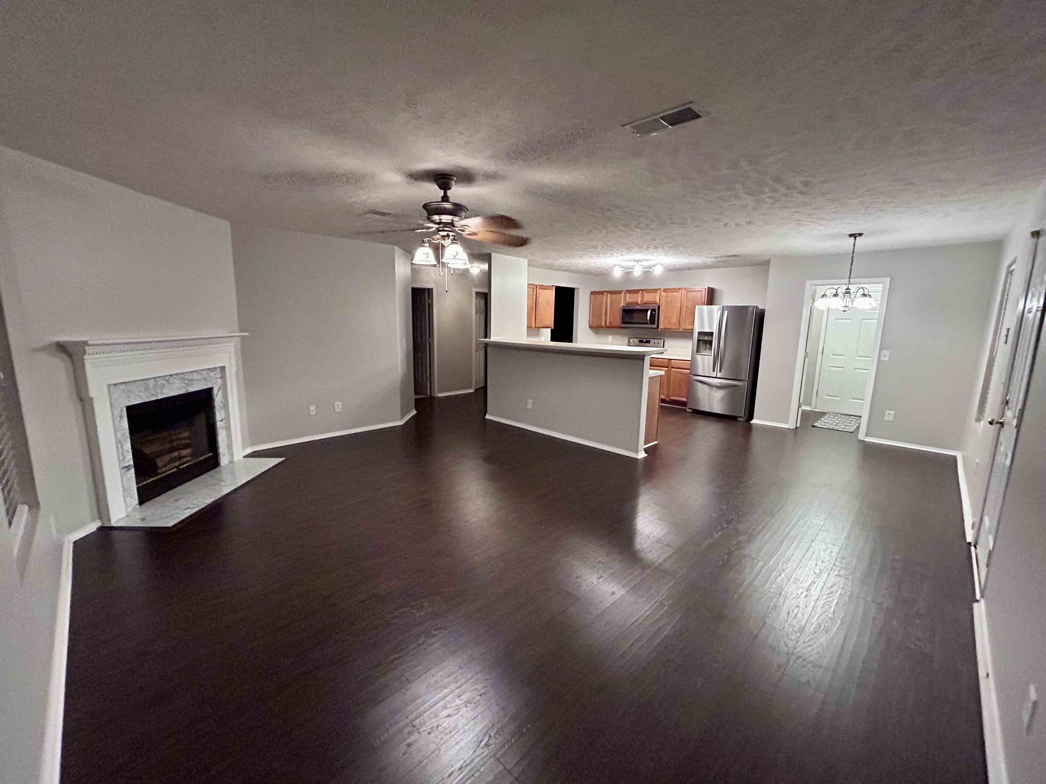 Image 4 of 25 For 10668 85th Terrace