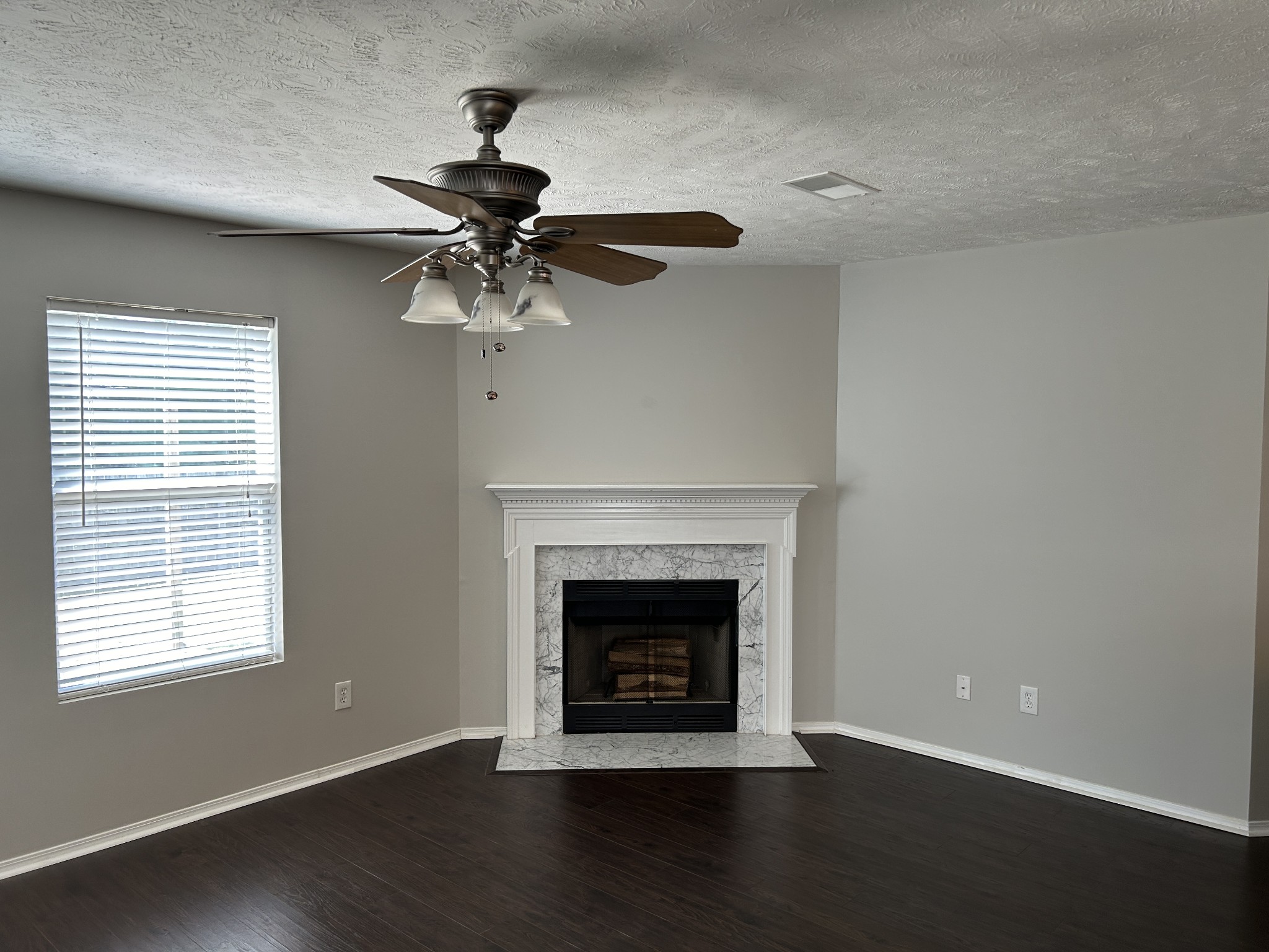 Image 7 of 25 For 10668 85th Terrace