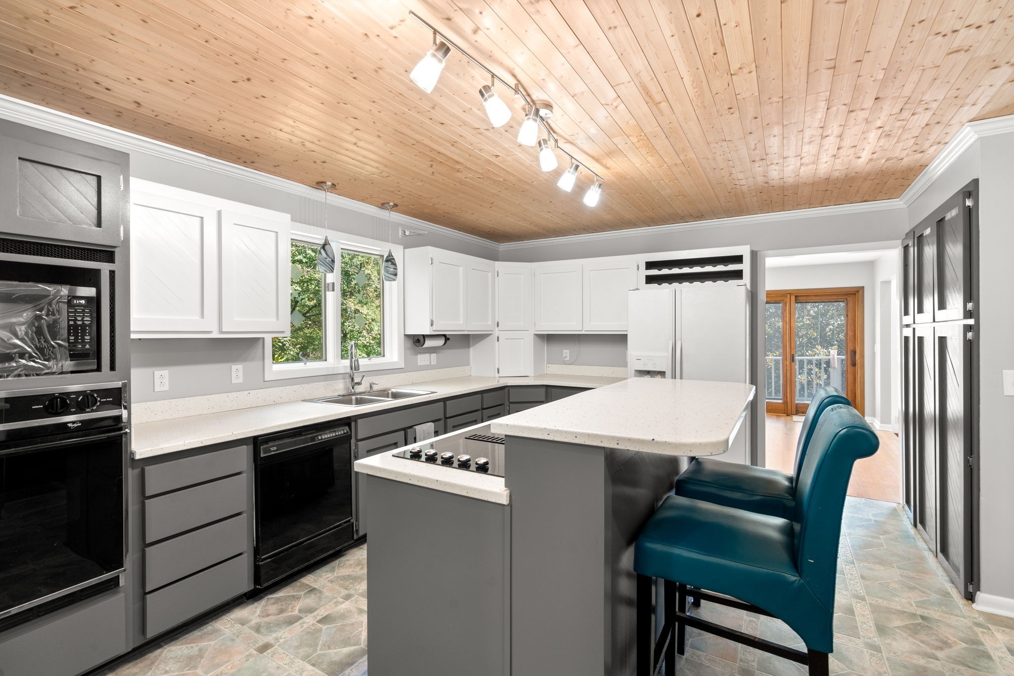 Image 11 of 58 For 9835 207th Circle