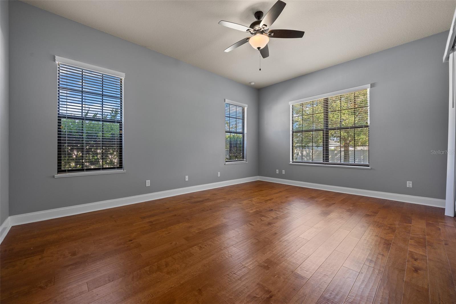 Image 17 of 46 For 4735 35th Street