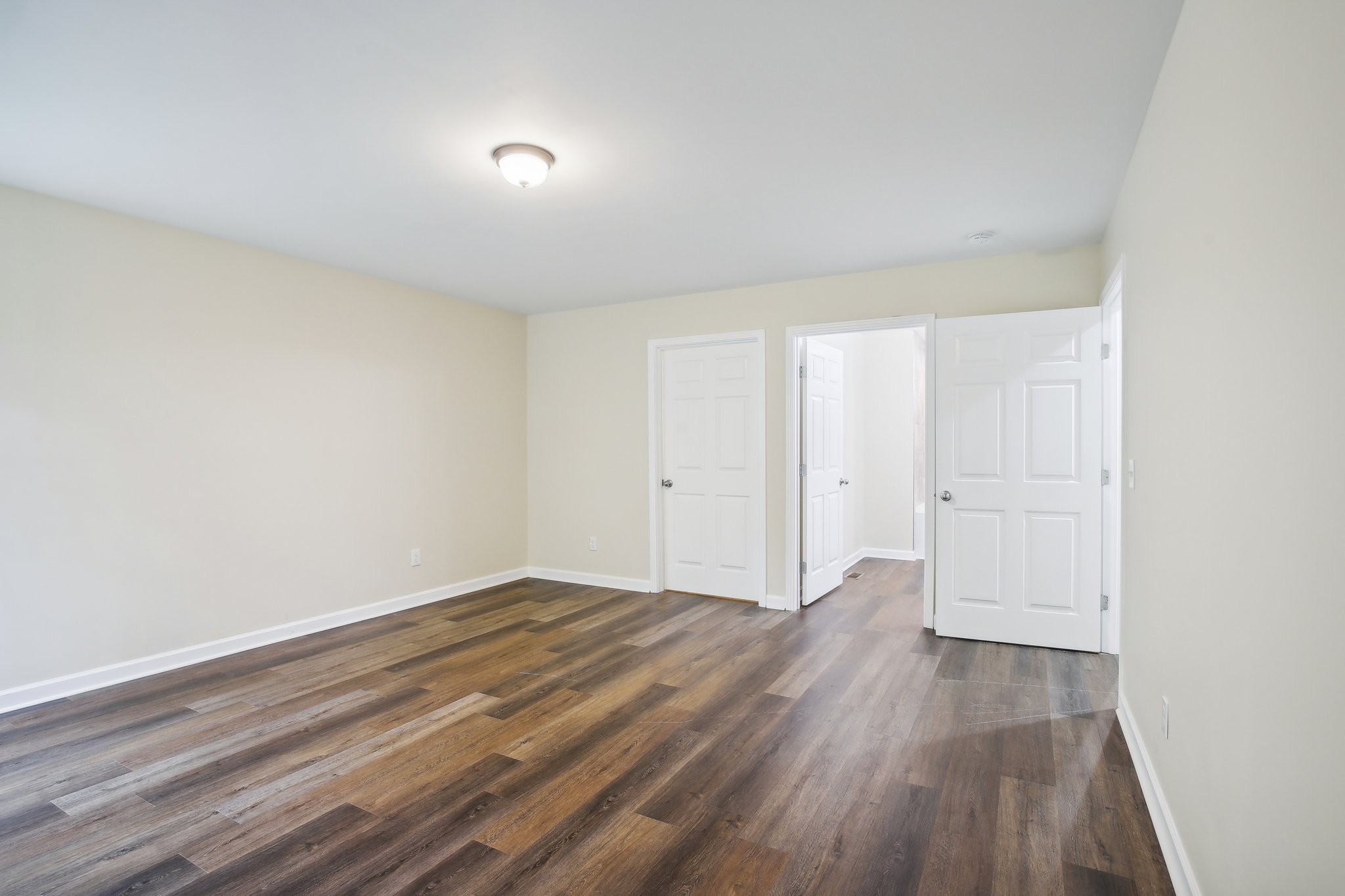 Image 21 of 46 For 1114 Hickory Road