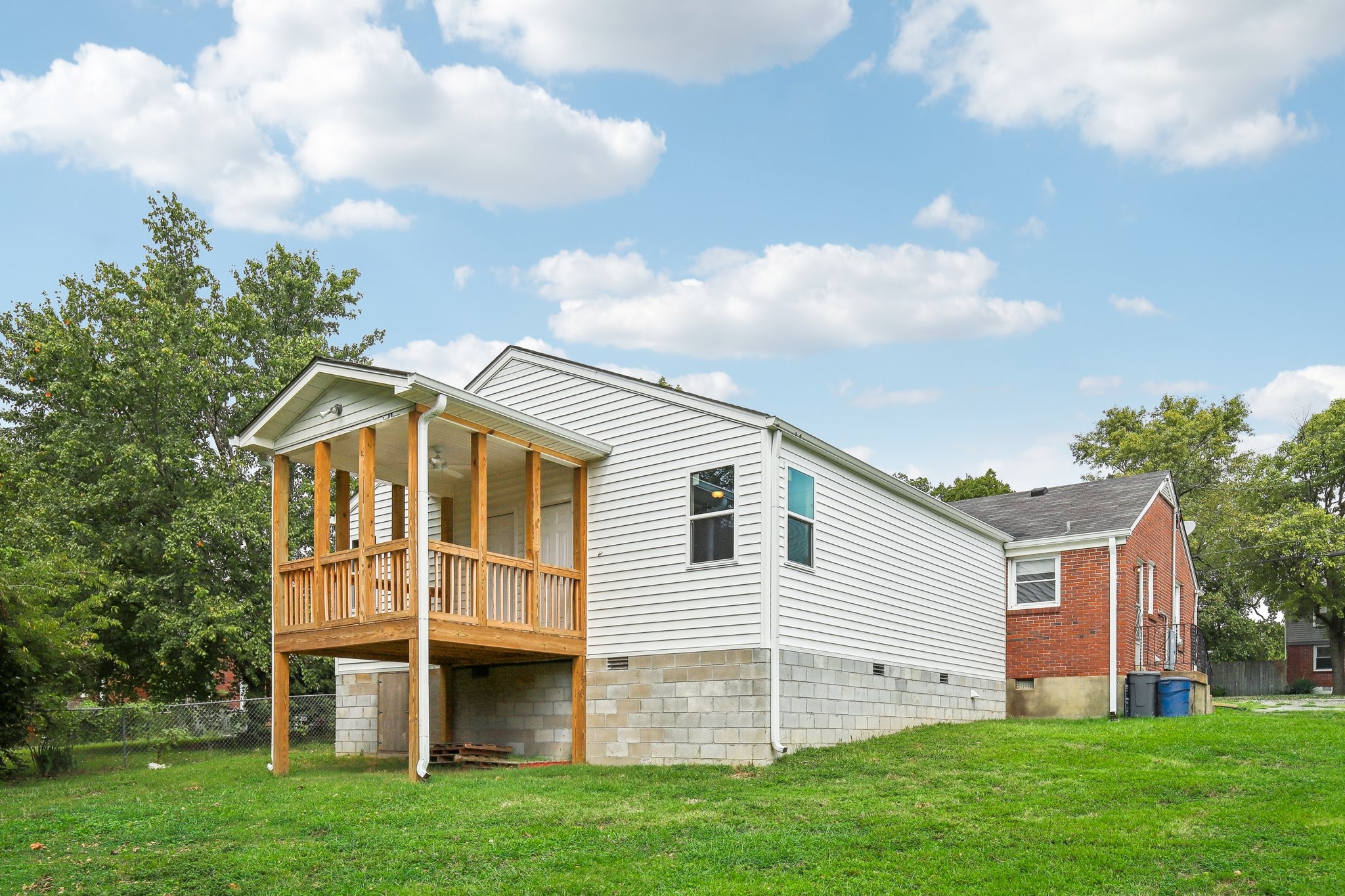 Image 28 of 46 For 1114 Hickory Road