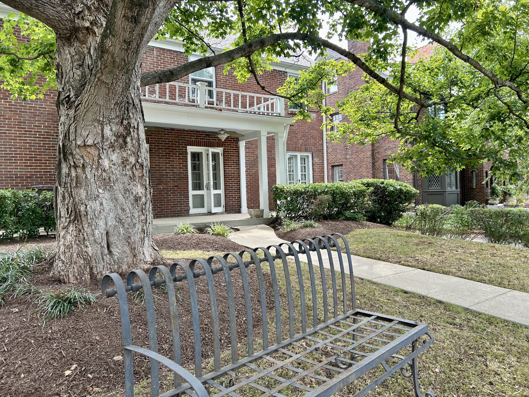 Image 2 of 4 For 8070 Hawthorne Place