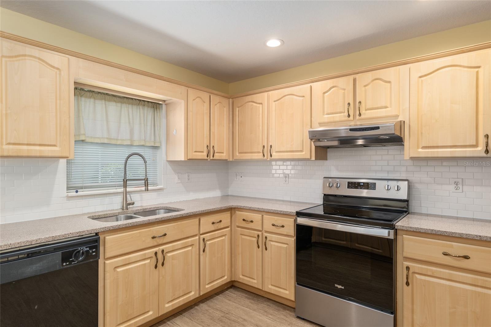 Image 40 of 70 For 11146 Sw 68th Ct