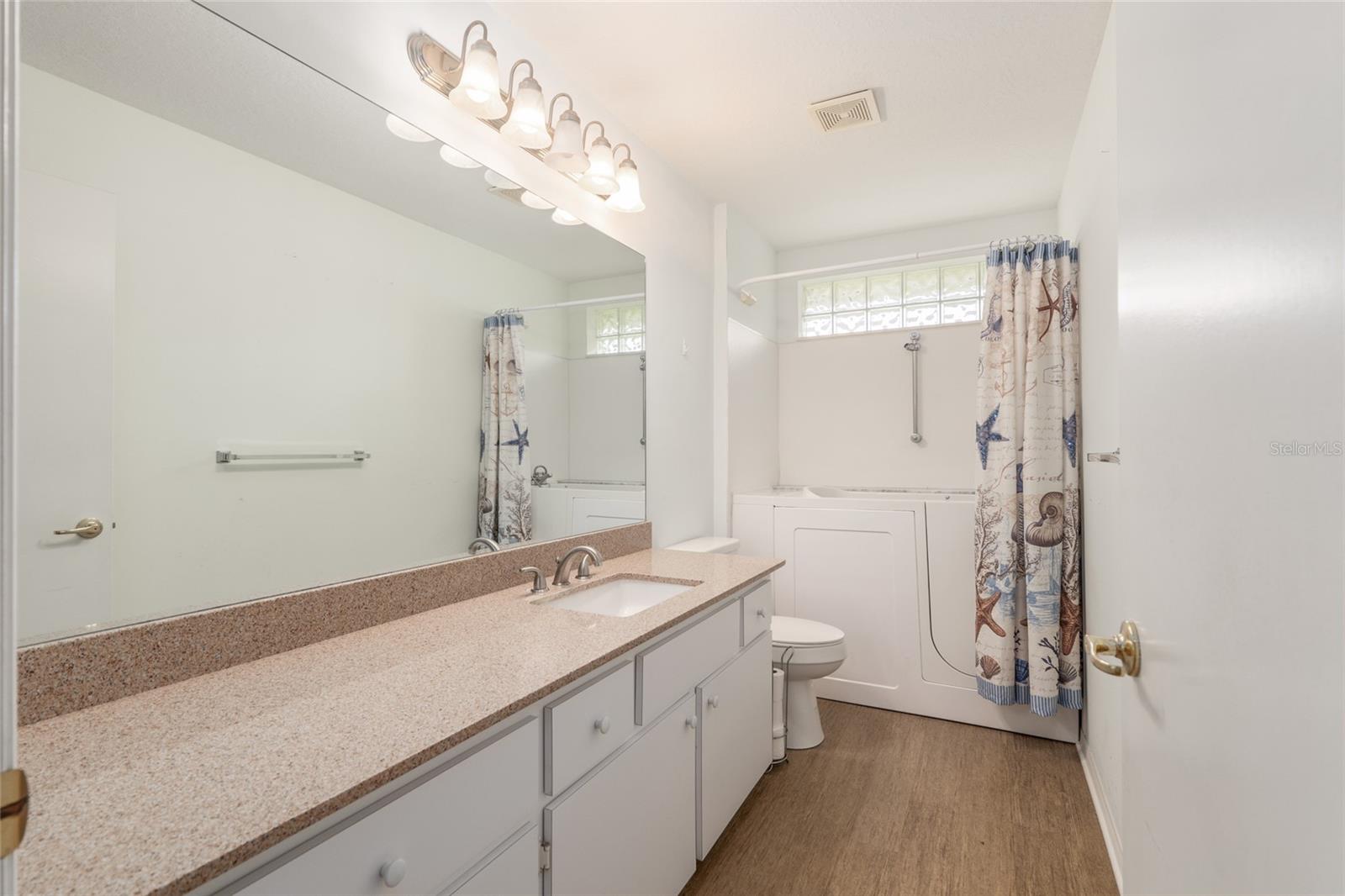 Image 45 of 70 For 11146 Sw 68th Ct