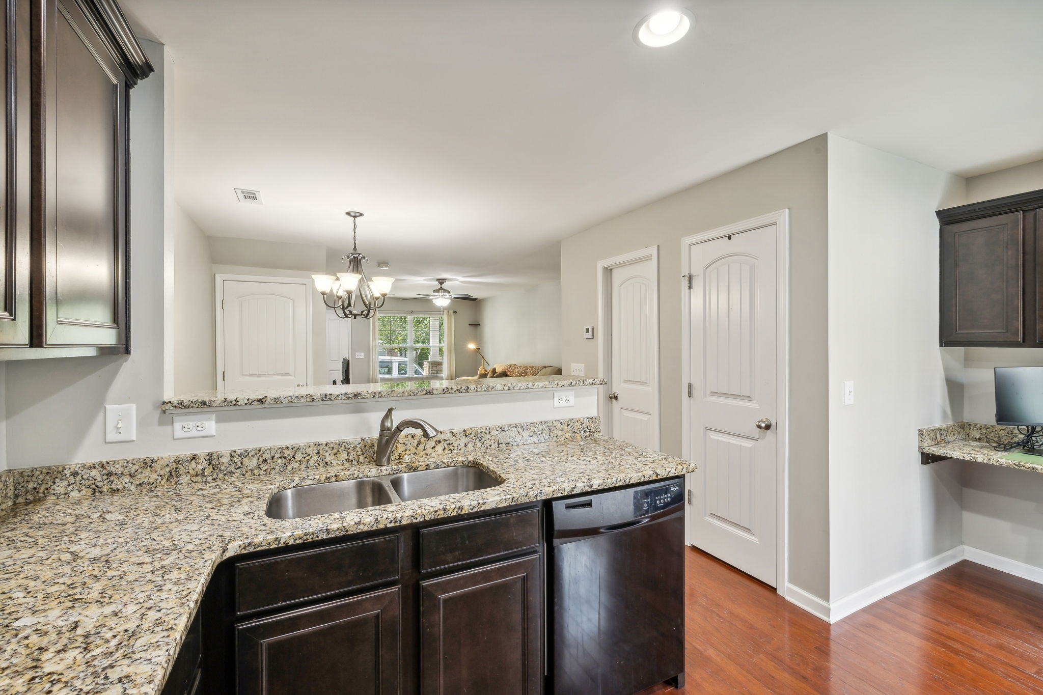 Image 16 of 16 For 9481 94th Loop