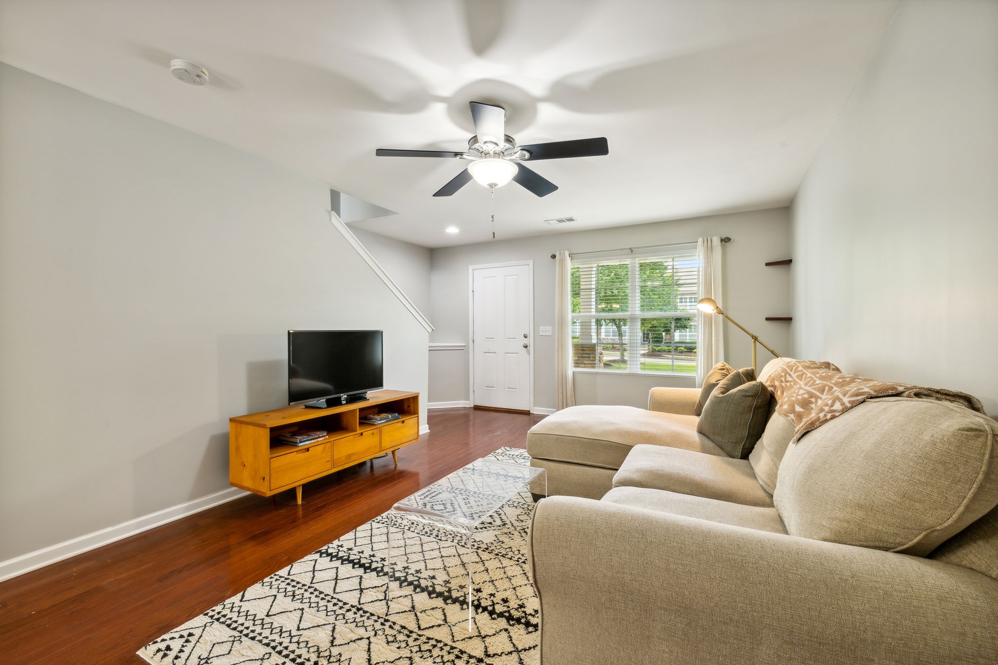 Image 6 of 16 For 9481 94th Loop