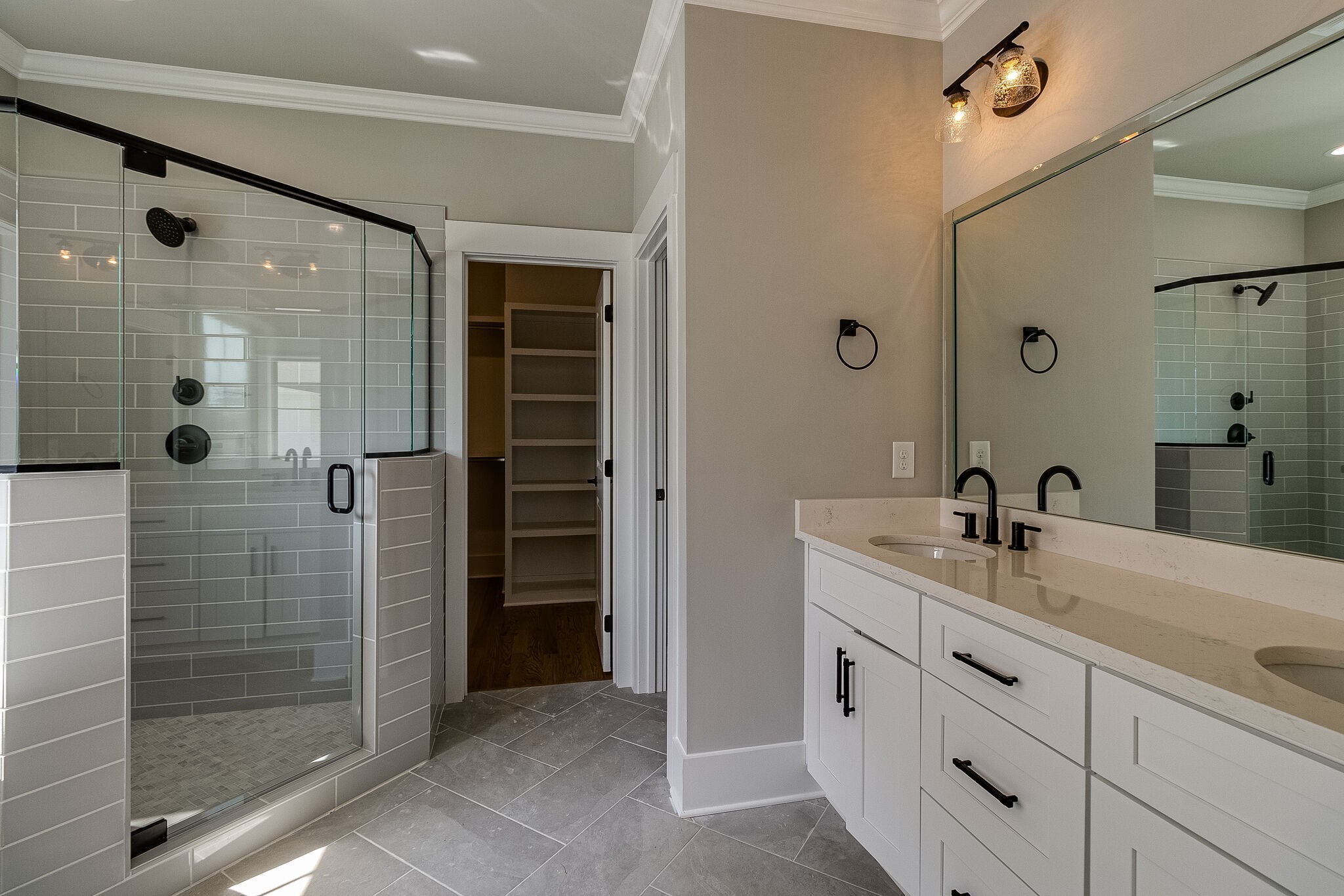 Listing photo id 17 for 397 Homeway Loop