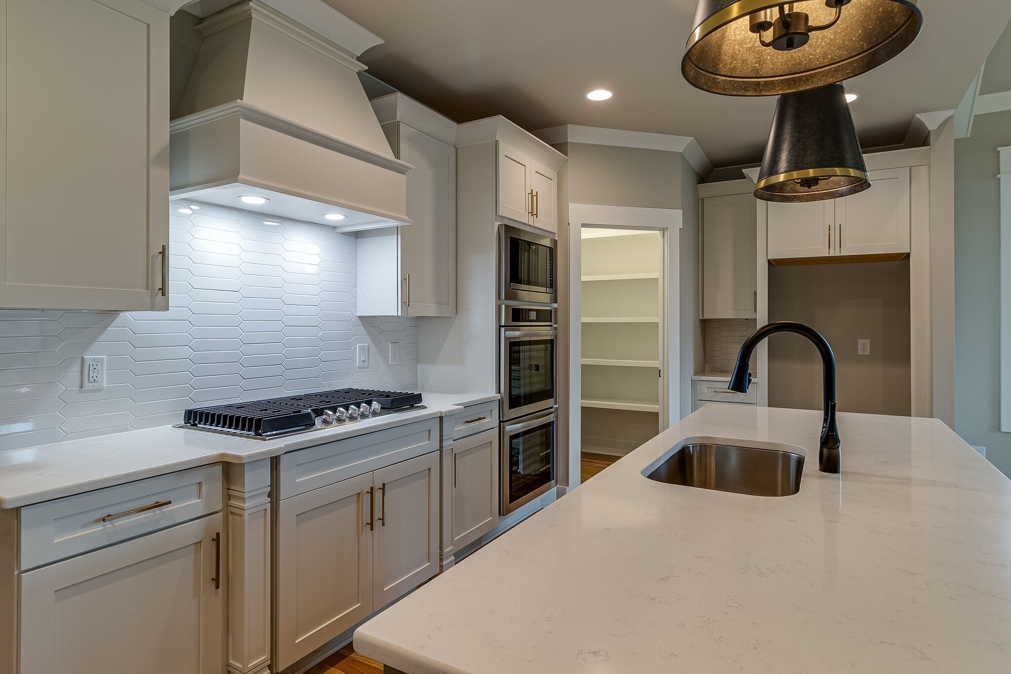Image 11 of 32 For 316 Wason Street