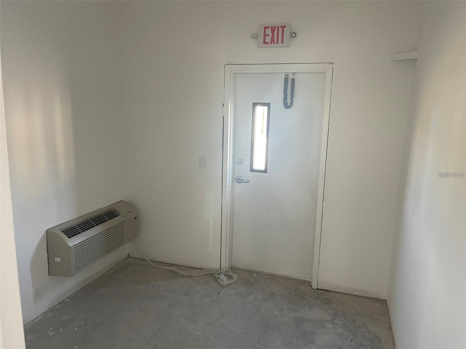 Image 6 of 10 For 4535 100th Street C