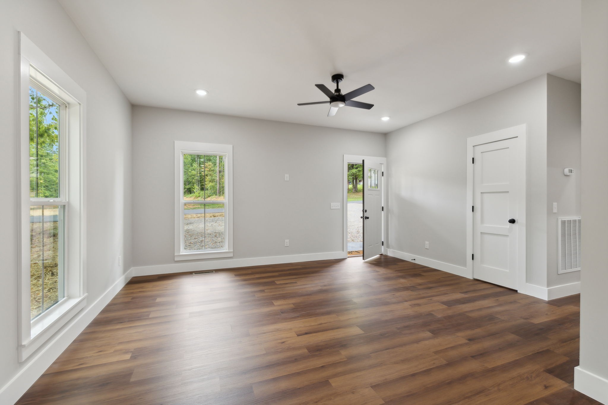 Image 9 of 10 For 4535 100th Street F