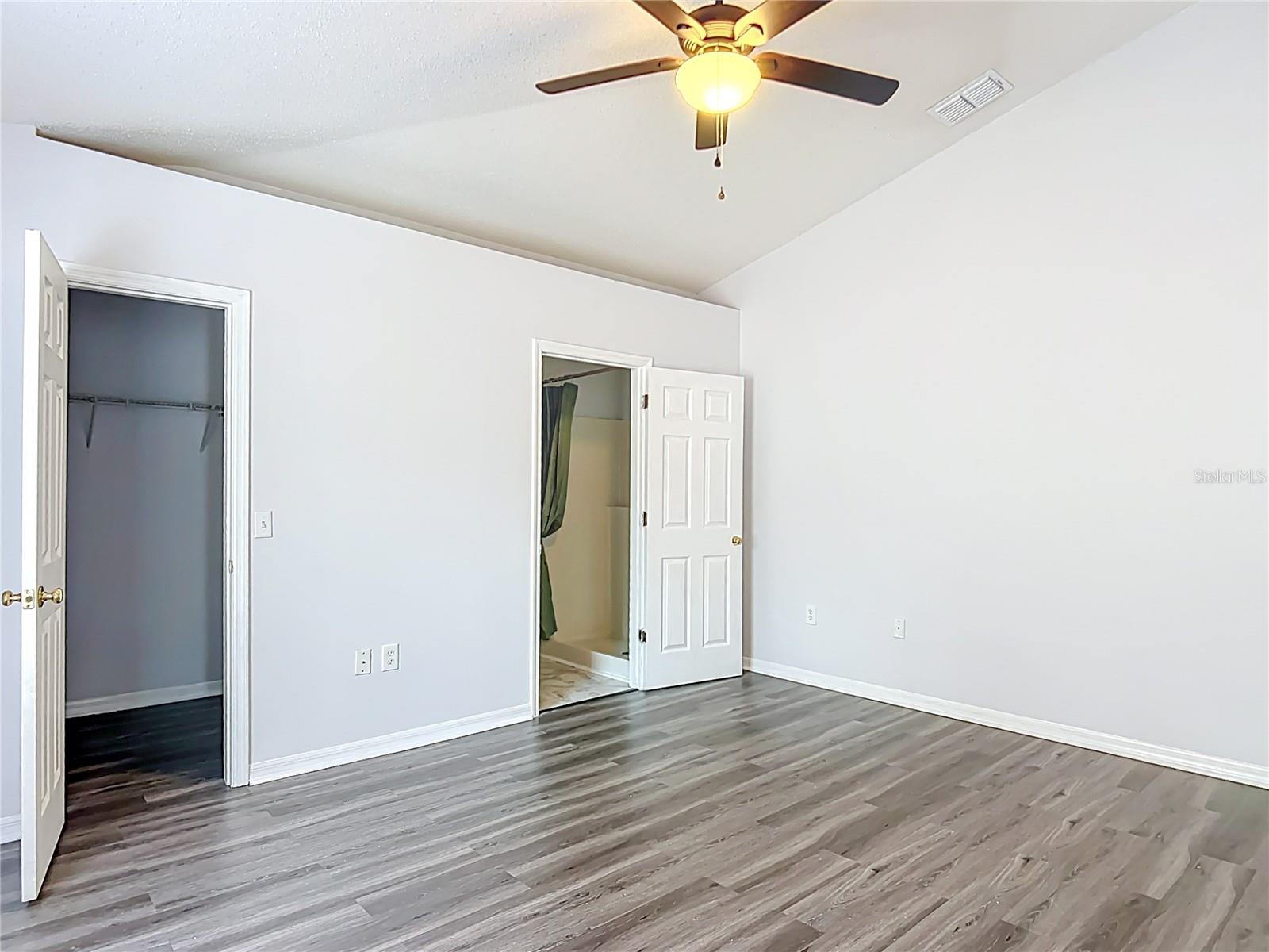 Image 17 of 34 For 7895 Sarazen Drive
