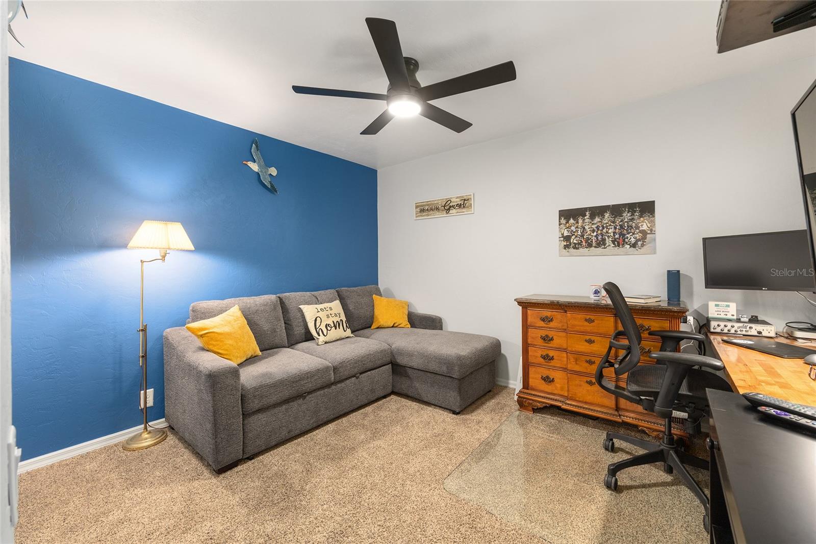 Image 20 of 33 For 910 Penn Hills Court
