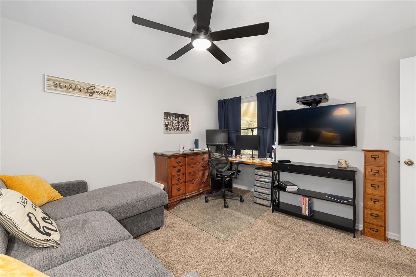 Image 21 of 33 For 910 Penn Hills Court