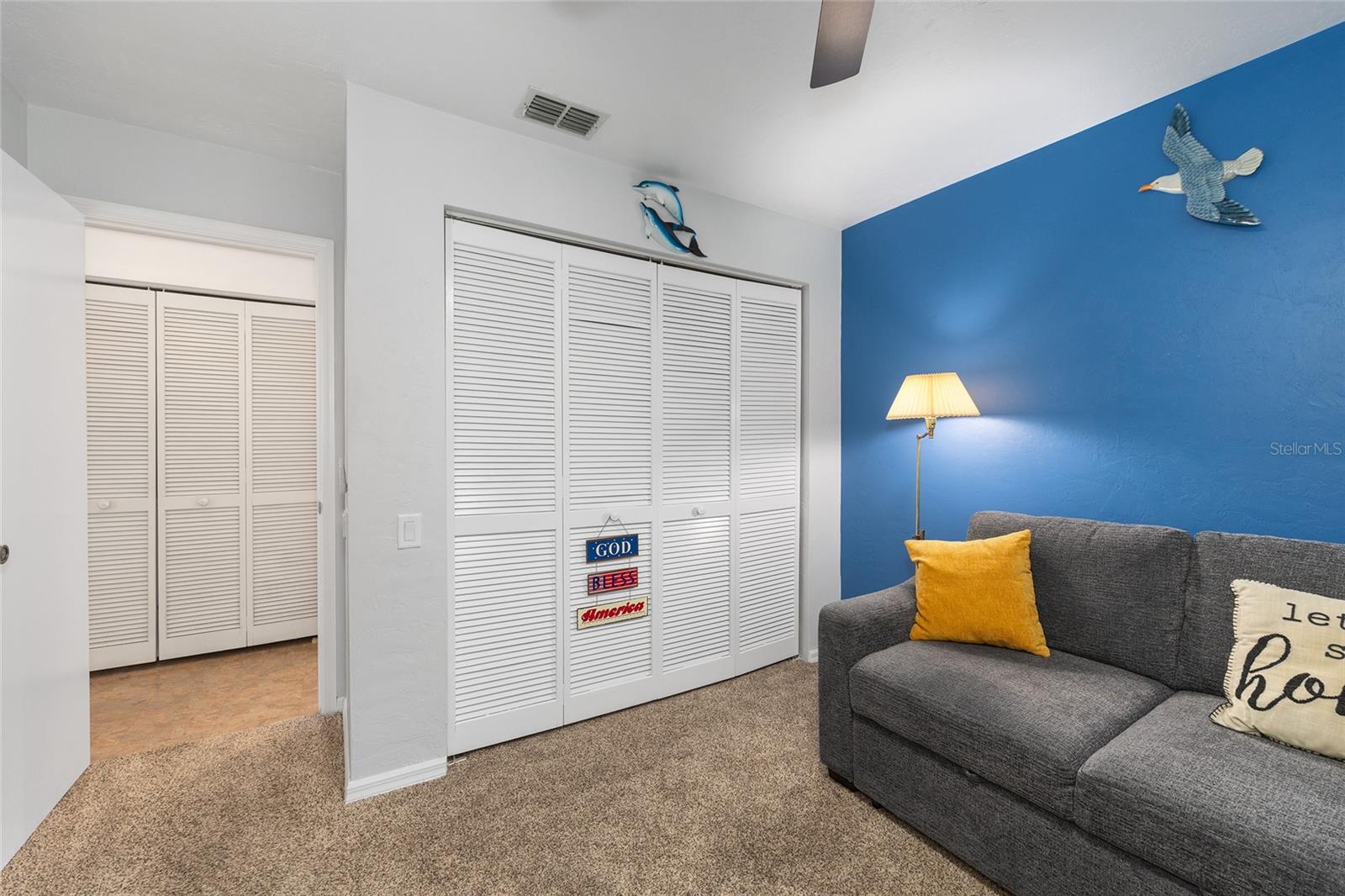 Image 22 of 33 For 910 Penn Hills Court