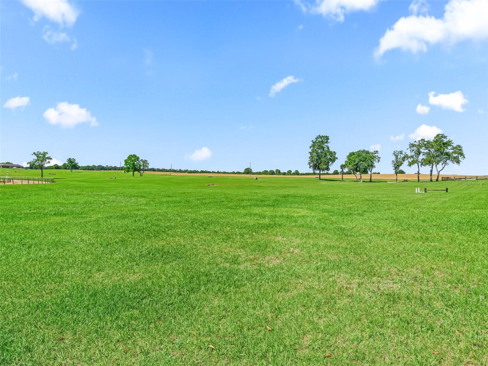 Image 12 of 17 For 15440 16th Lane