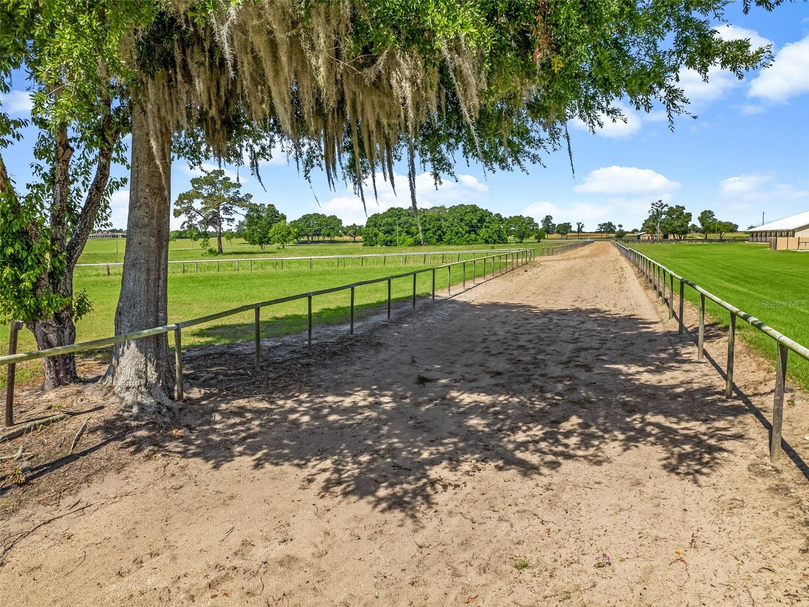 Image 17 of 17 For 15440 16th Lane