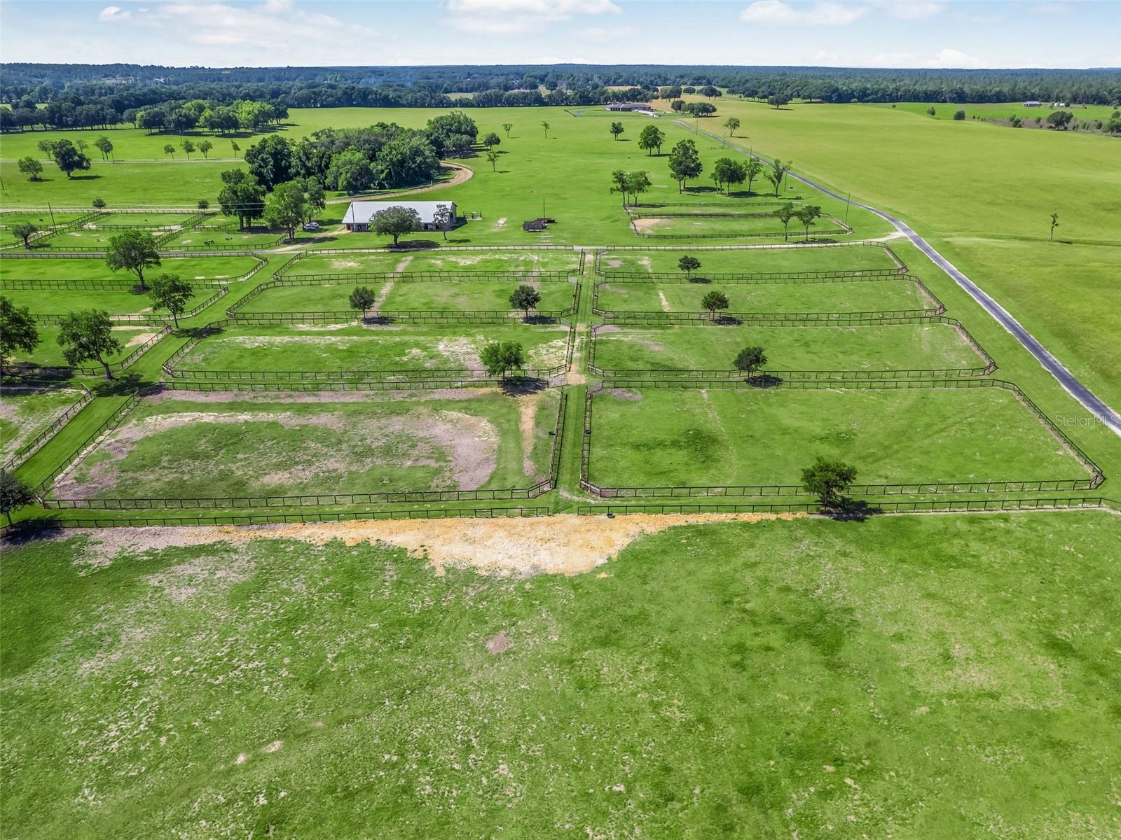 Image 18 of 27 For 15440 16th Lane