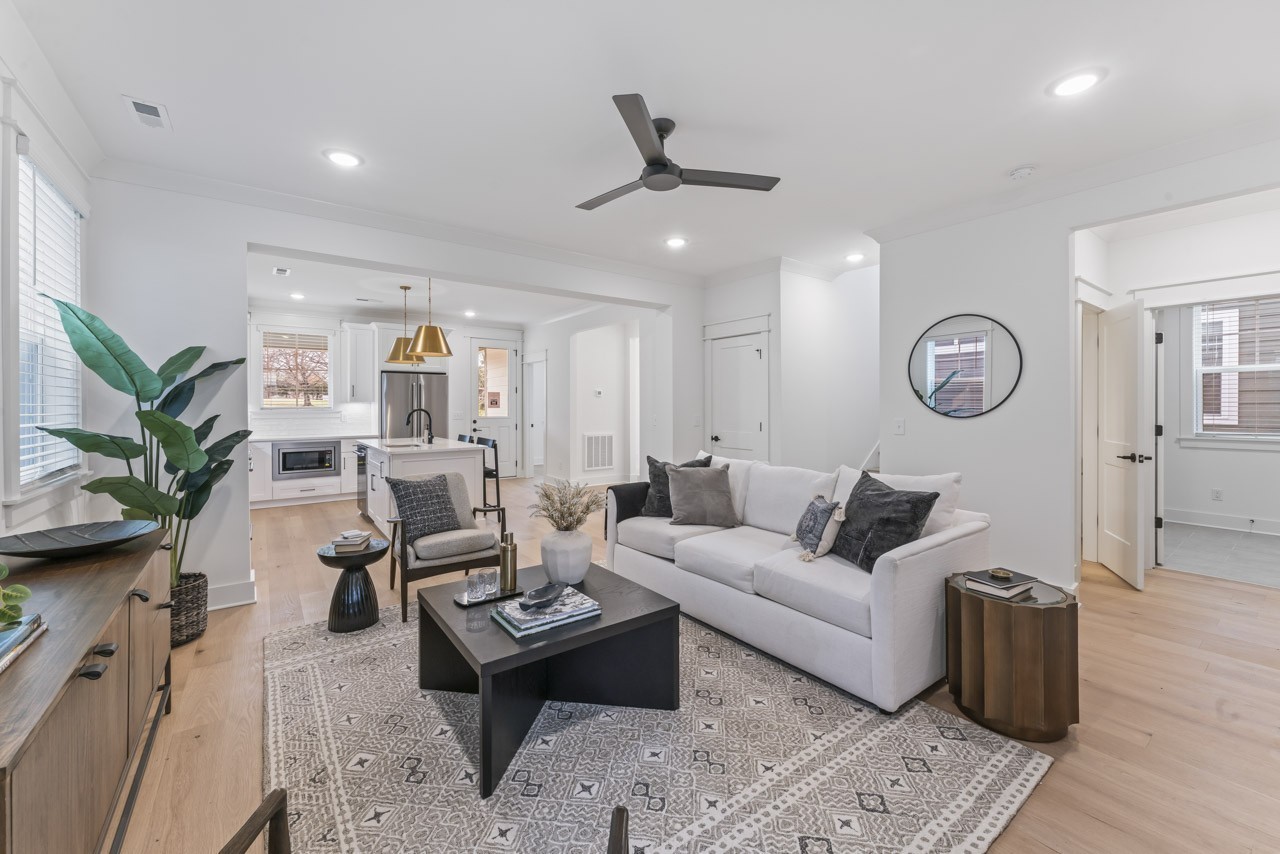 Image 6 of 43 For 536 7th Avenue