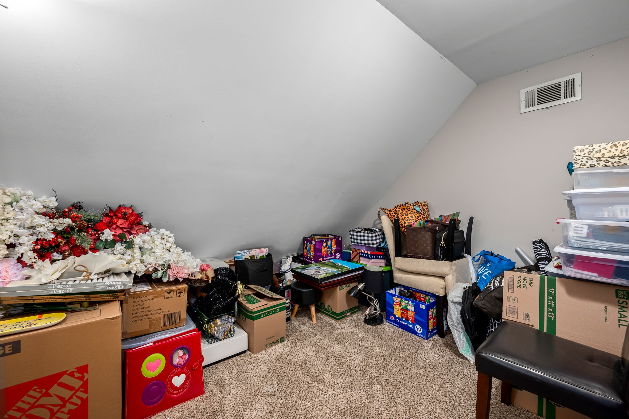 Image 19 of 29 For 7569 Riverbend Road