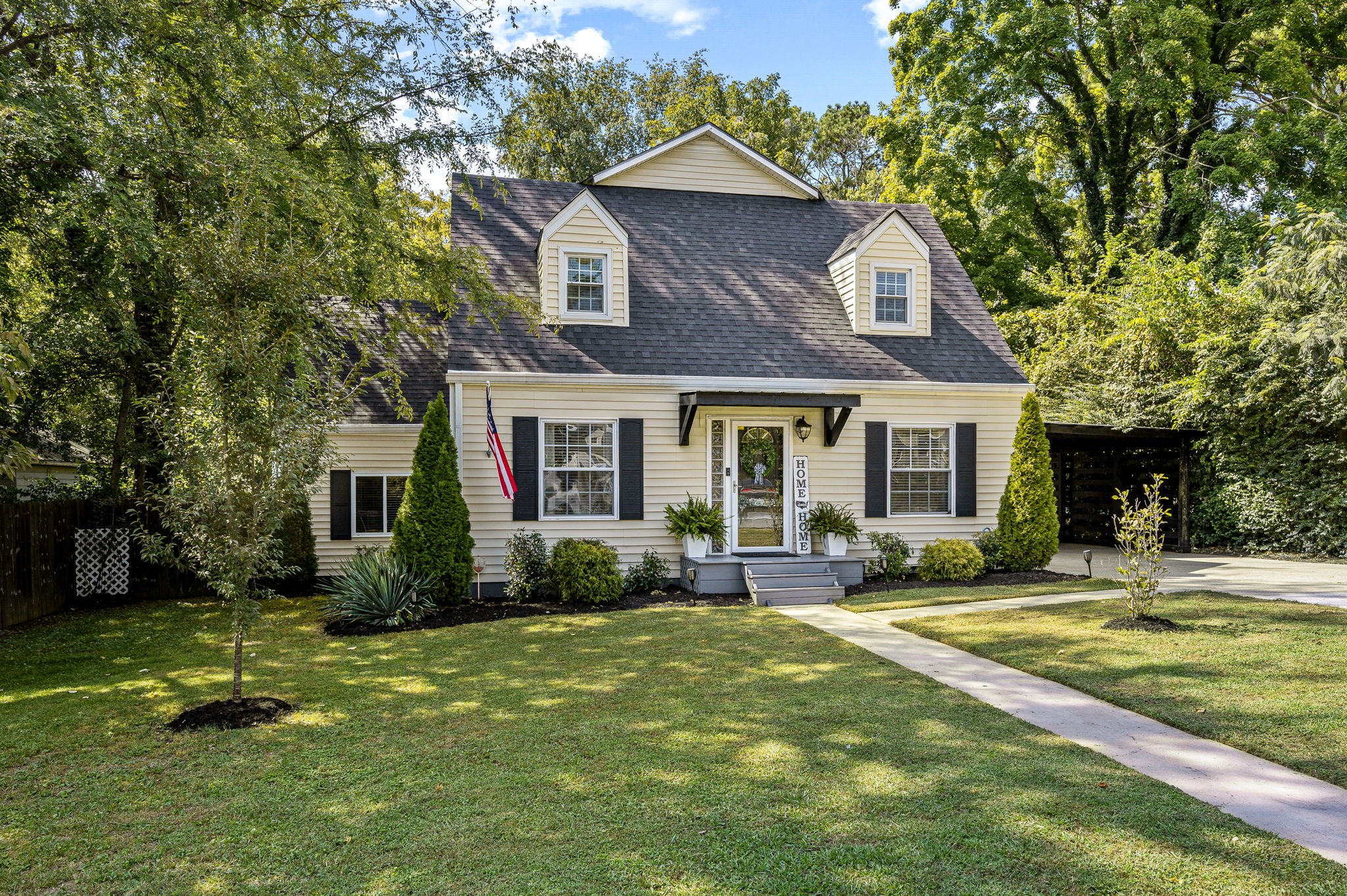 Image 2 of 29 For 7569 Riverbend Road