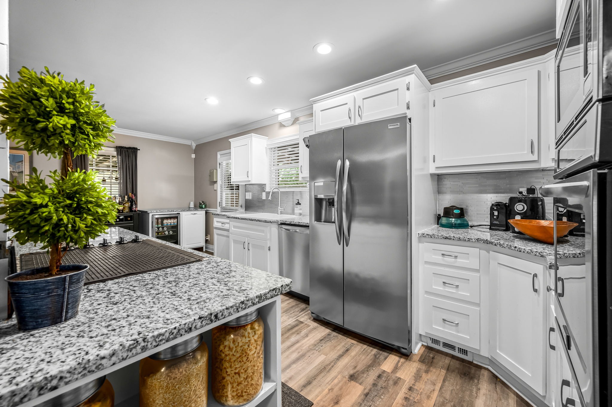 Image 22 of 29 For 7569 Riverbend Road