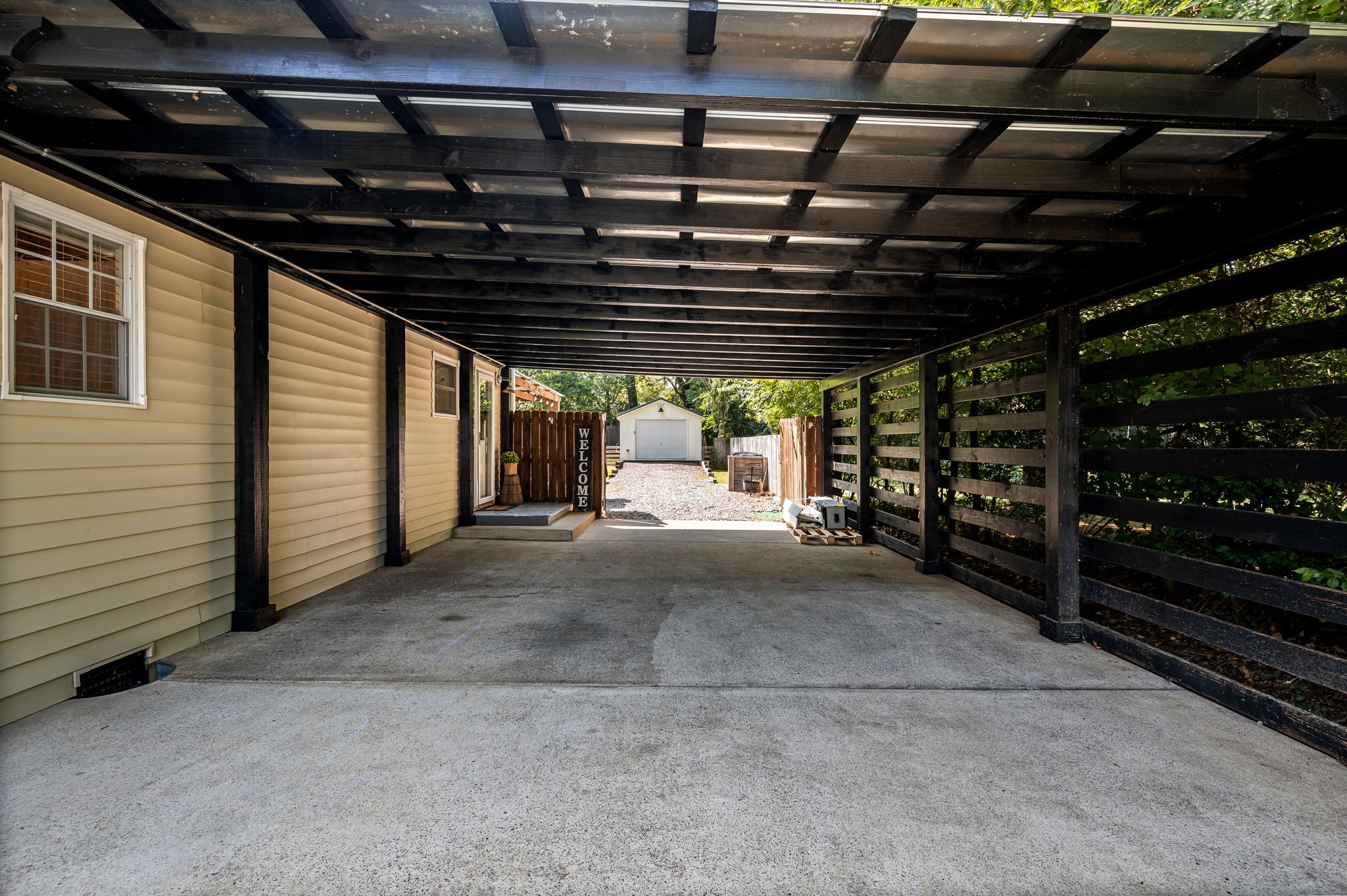 Image 6 of 29 For 7569 Riverbend Road