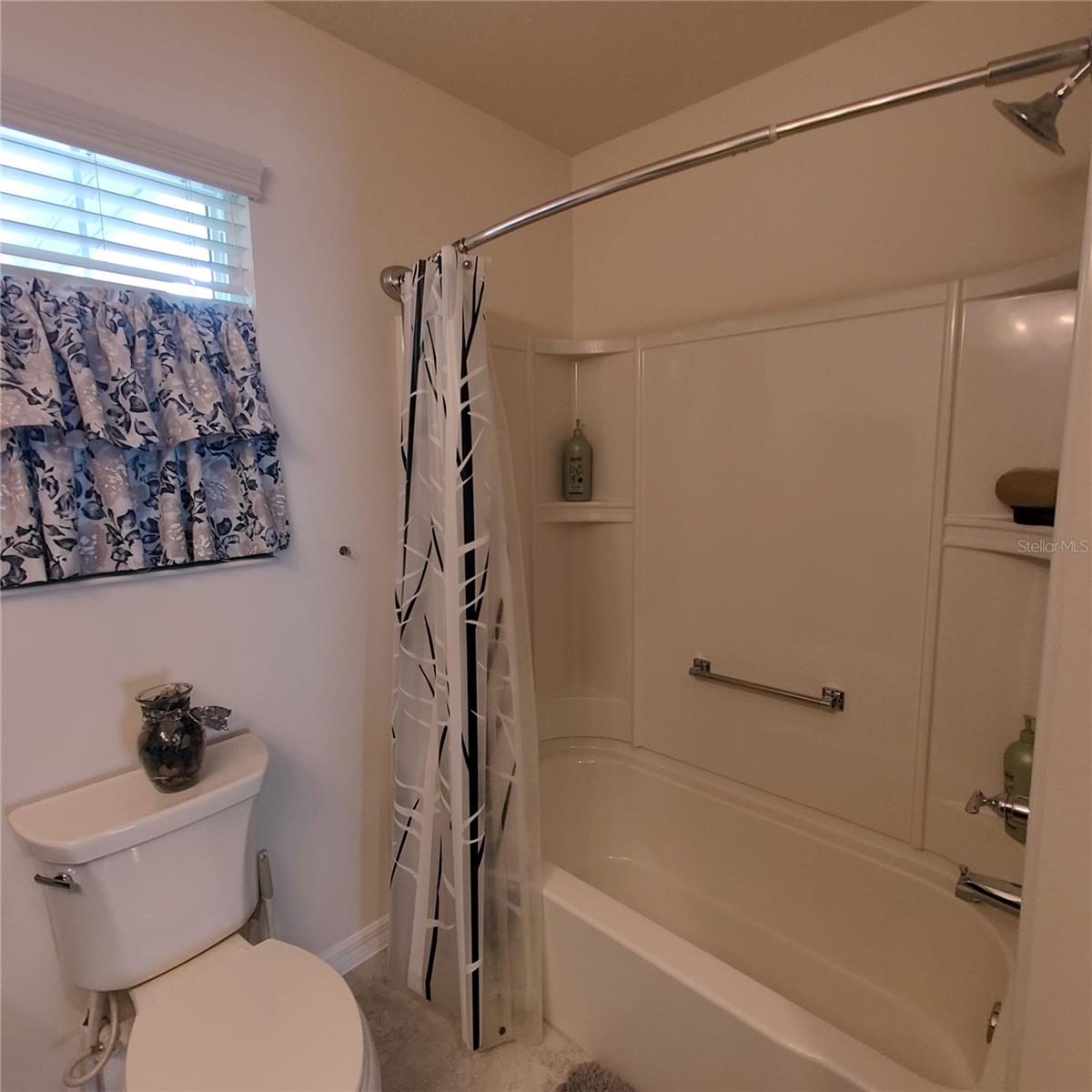 Image 34 of 43 For 3154 Merrit Lane