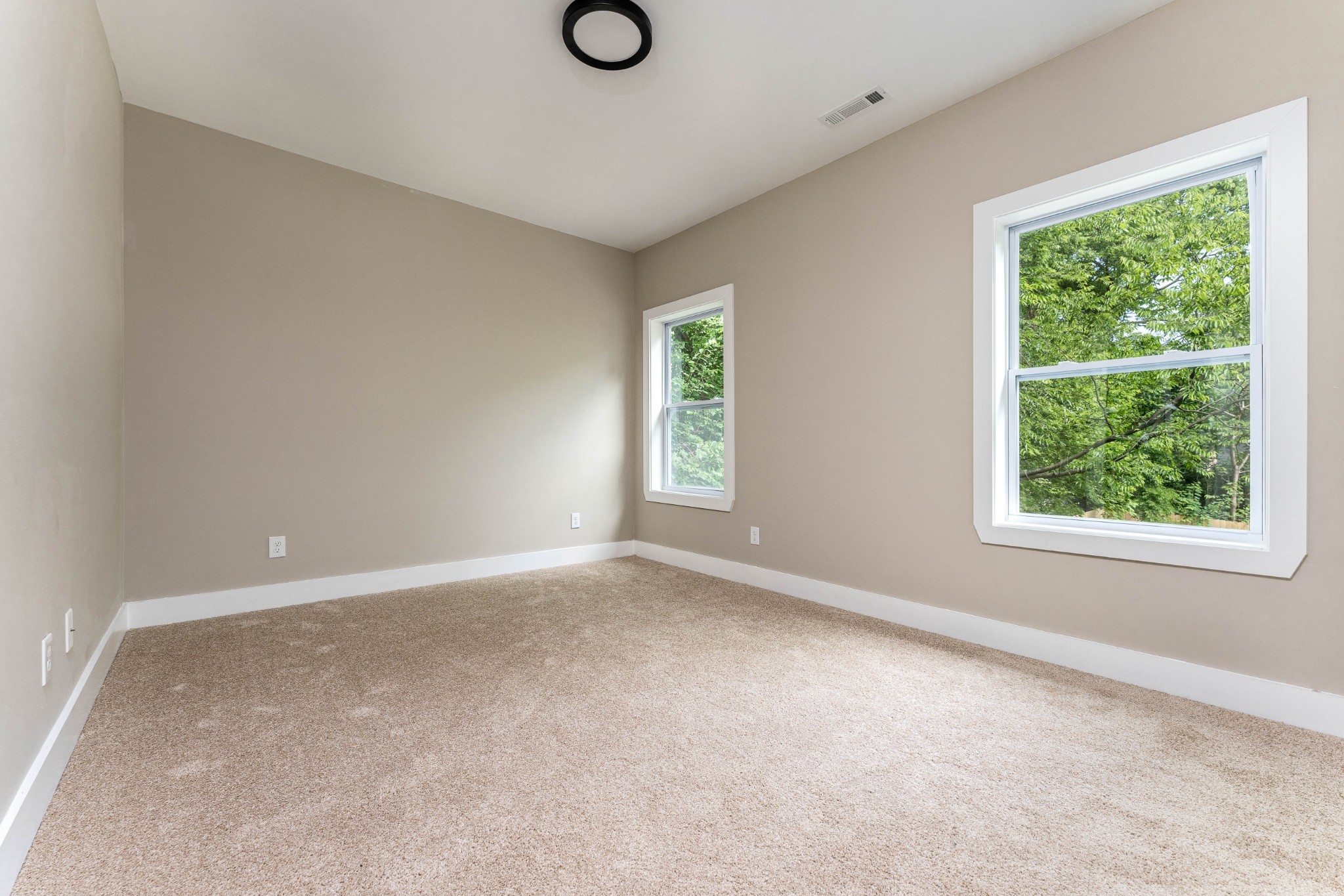 Image 22 of 51 For 5489 Nantahala Lane